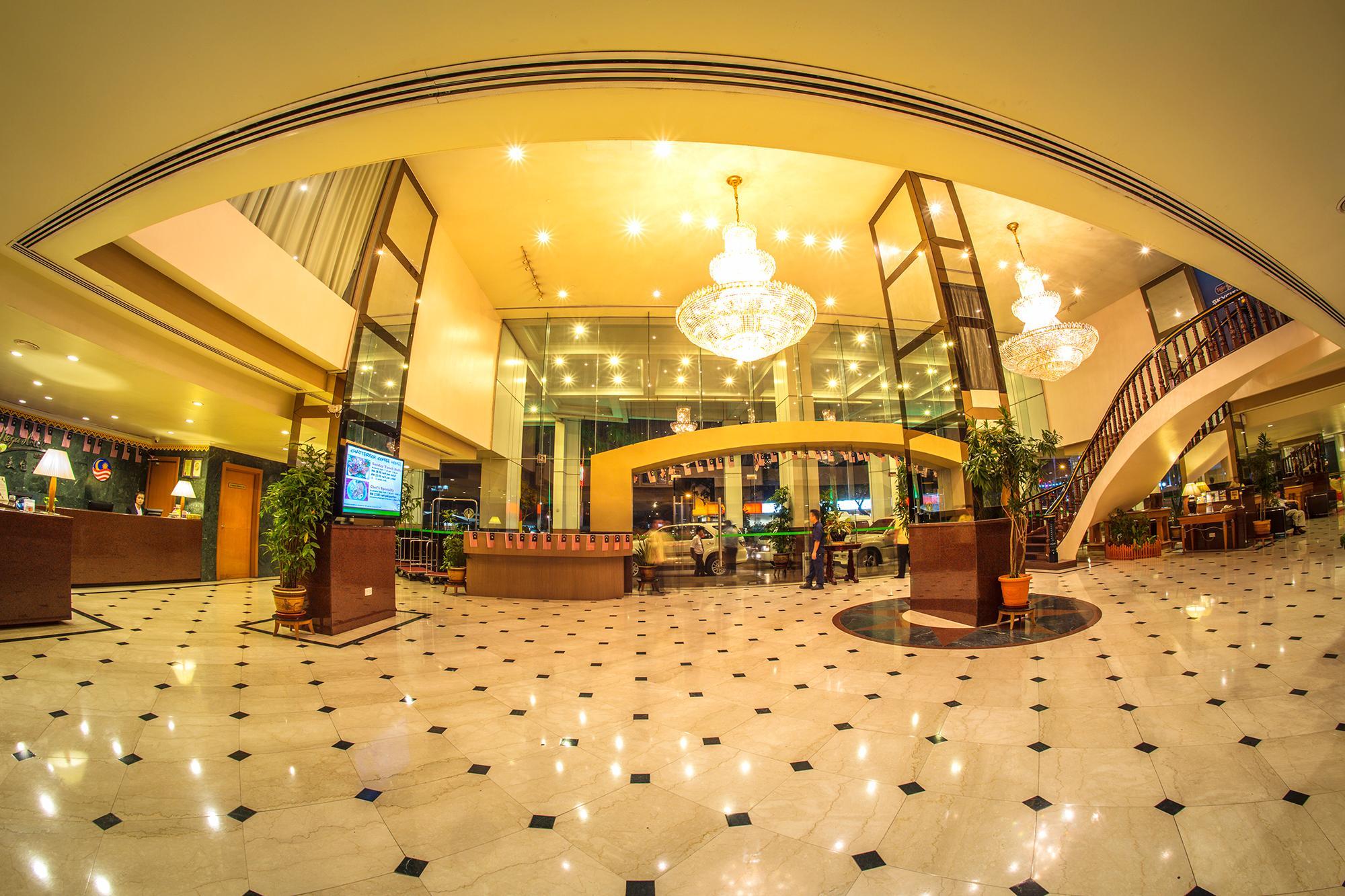 Mega Hotel Sdn Bhd Miri Exteriör bild